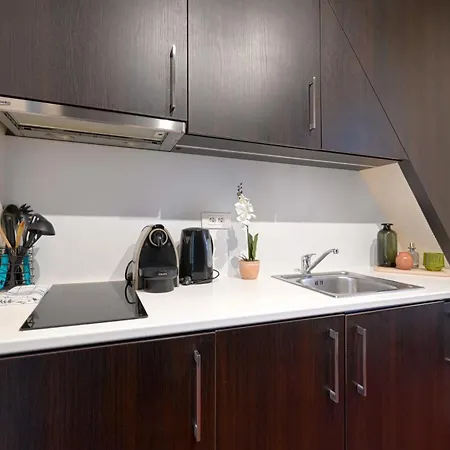 Updated Close To The Eiffel Tower Appartement